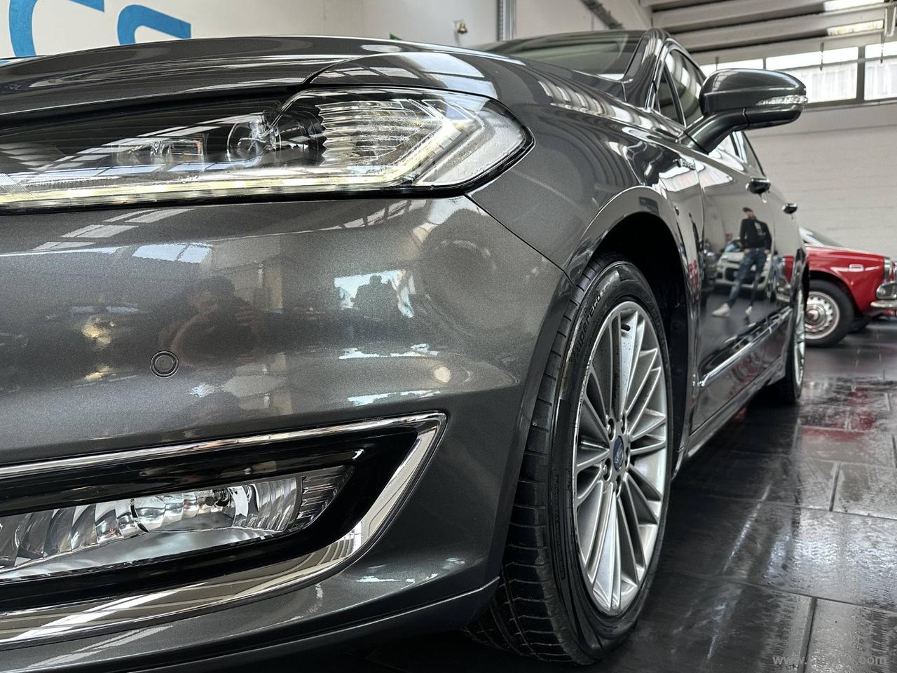 FORD Mondeo F.Hybrid 2.0 187CV eCVT 4p. Vign.