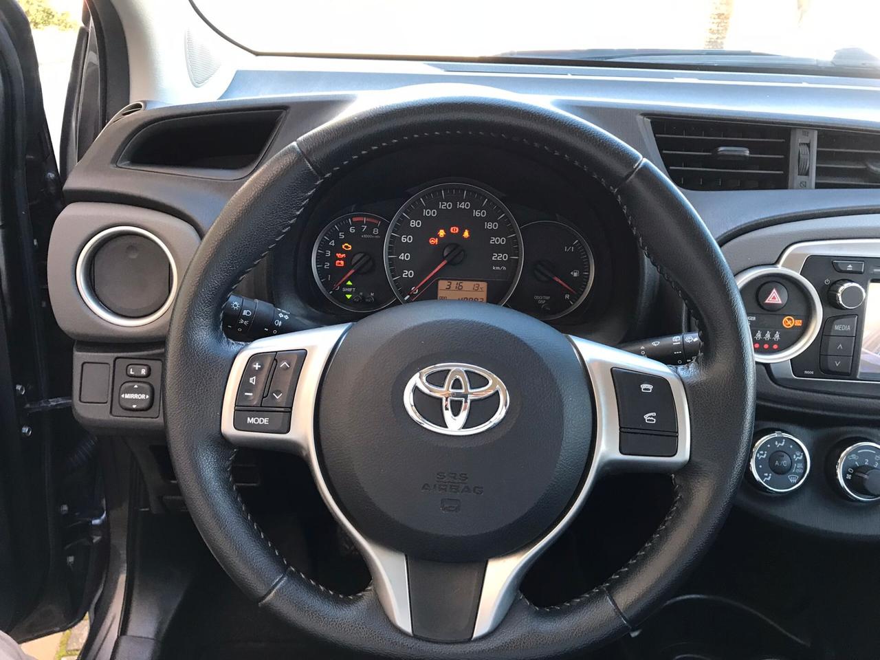 Toyota Yaris 1.0 3 porte Active