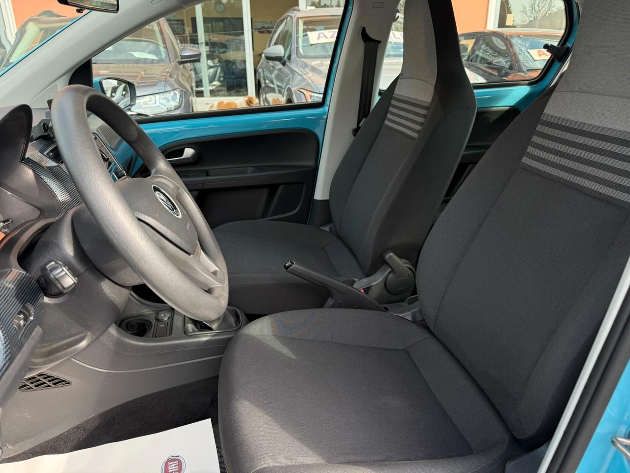 Volkswagen Up 1.0 Benz. Move Up! - 2021