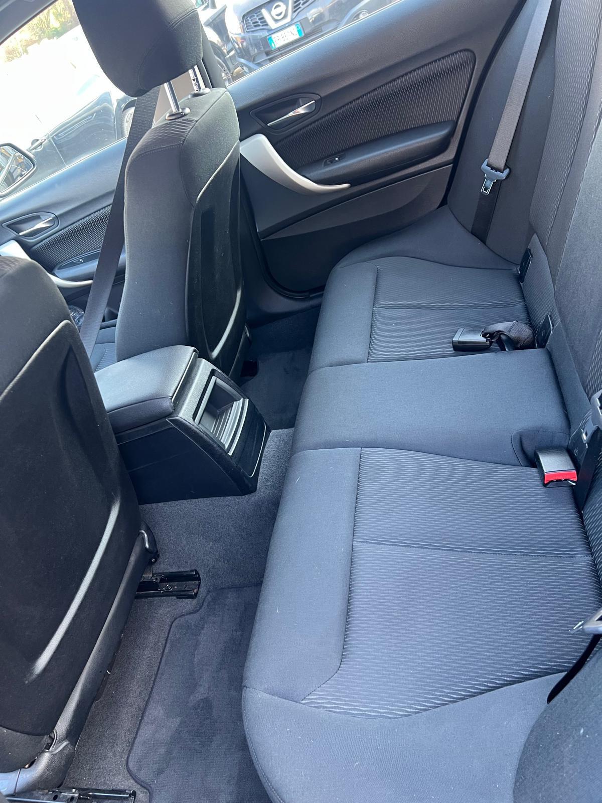 Bmw 118 120i 5p. Sport