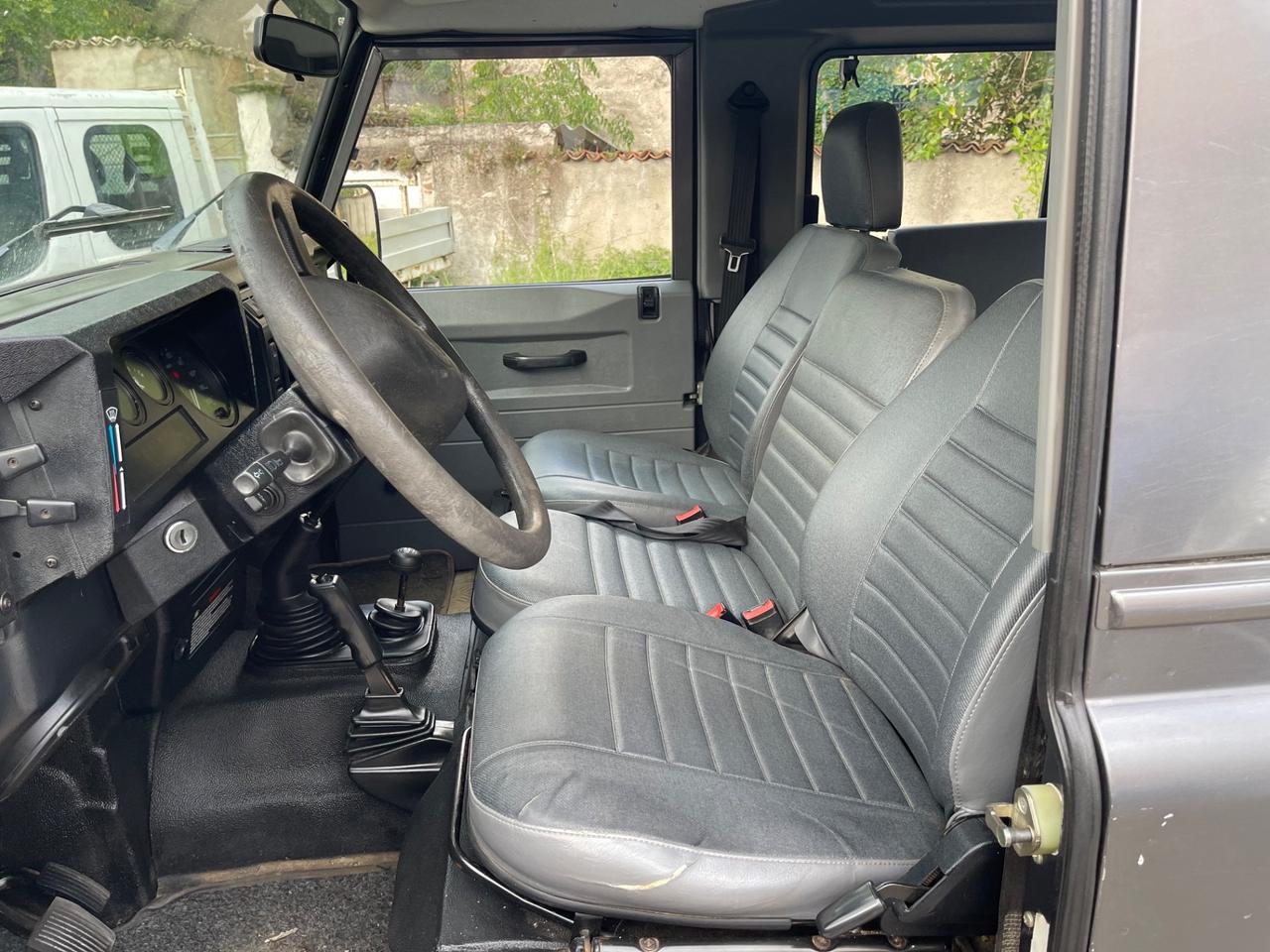 Land Rover Defender 90 2.5 Td5 Station Wagon SE