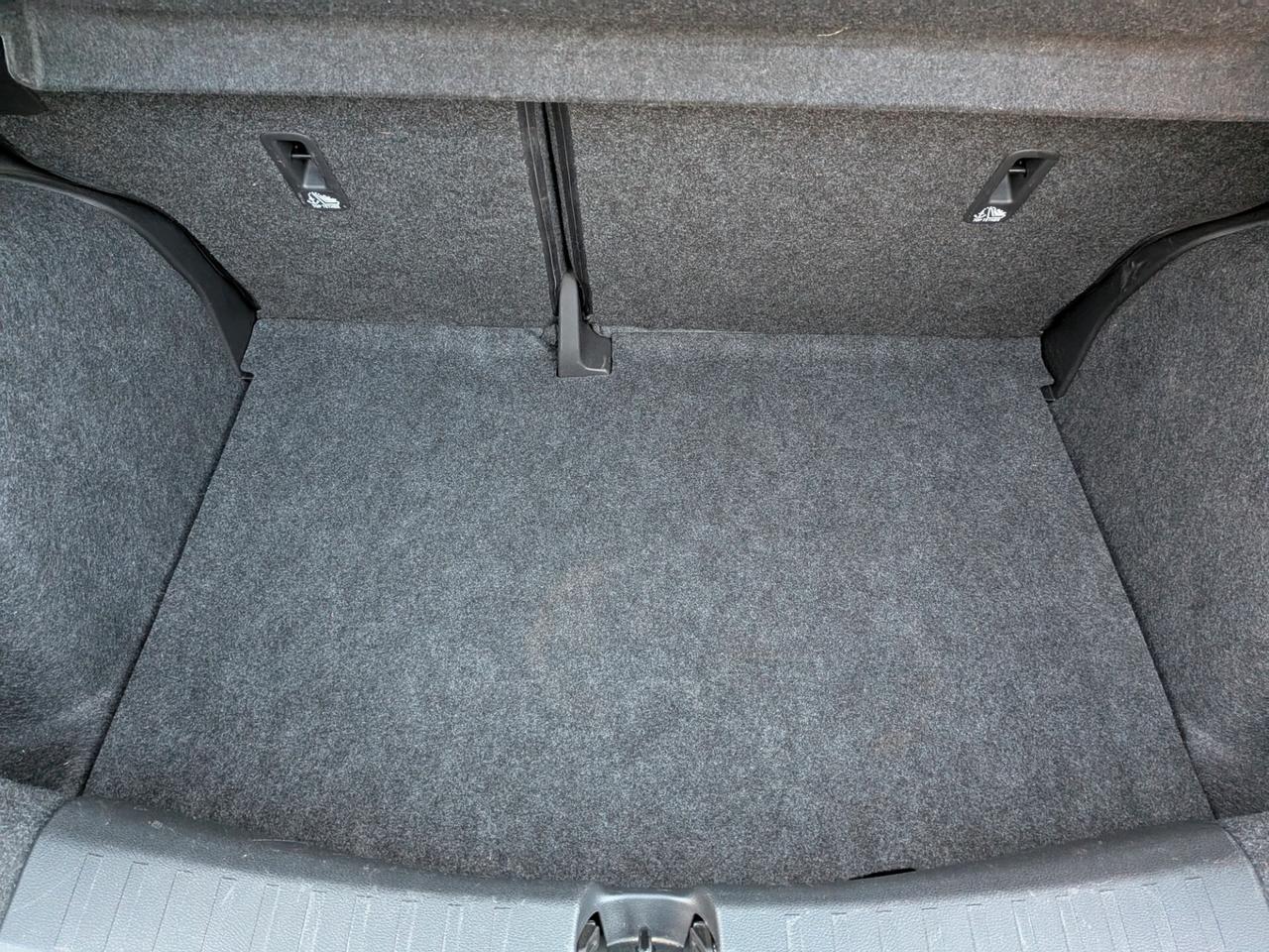 NISSAN MICRA 1.0 BENZINA 71CV 5 porte