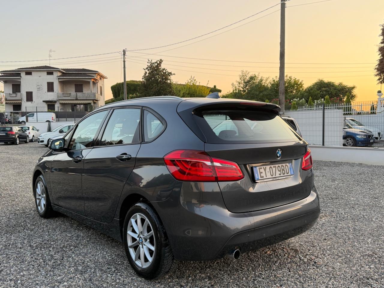 Bmw 2er Active Tourer 218d Advantage