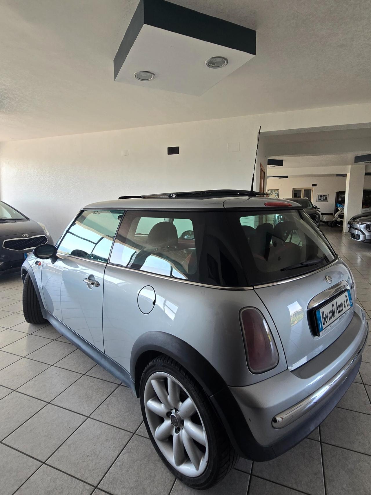 Mini 1.4 tdi One D de luxe