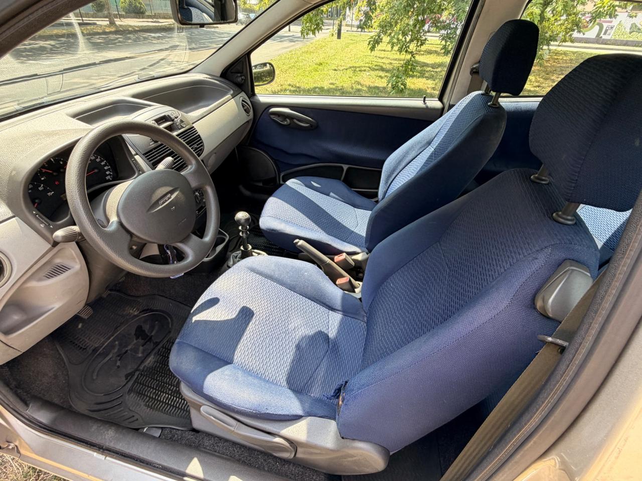 Fiat Punto 1.2i cat 3 porte ELX