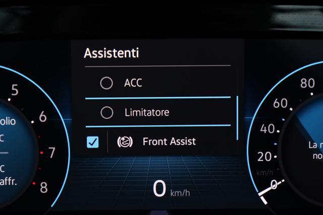 VOLKSWAGEN Golf 1.0 eTSI EVO DSG Life
