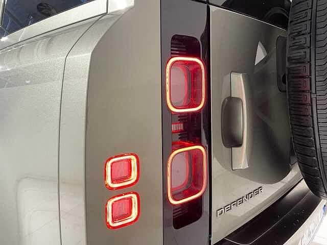 Land Rover Defender 300 CV AWD Auto X - IVA ESPOSTA