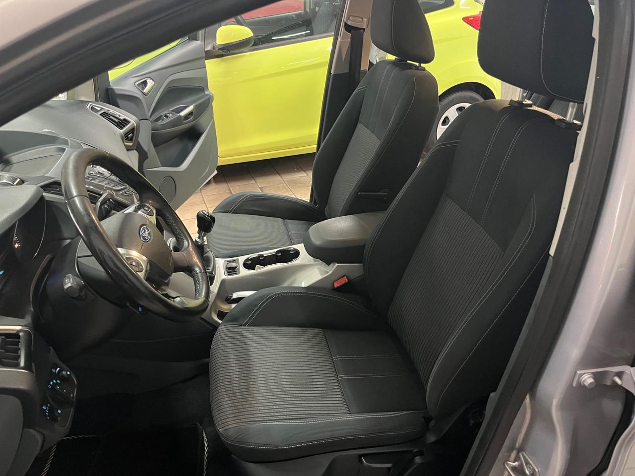 Ford C-Max 1.6 TDCi 115CV Titanium nav/sen