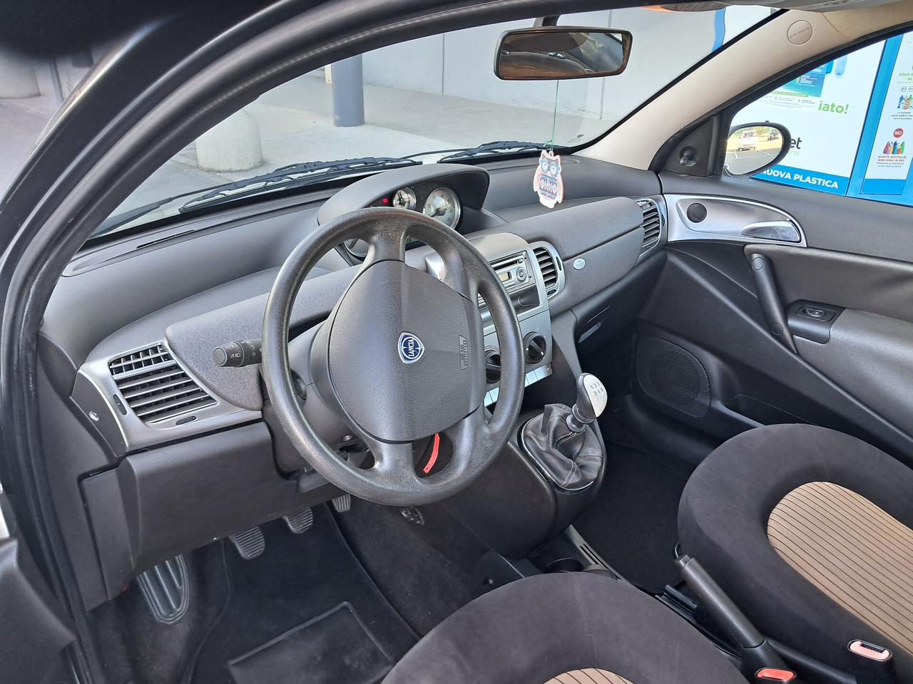Lancia Ypsilon 1.2 Argento
