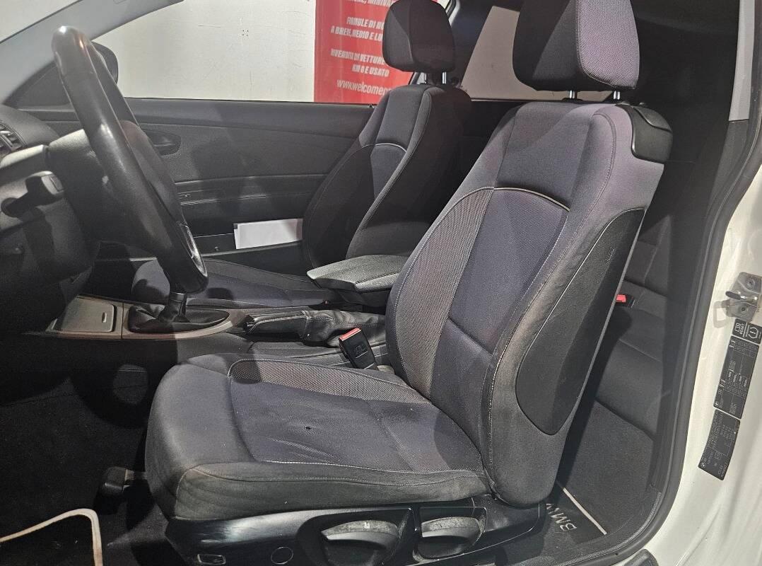 BMW Serie 1 3 Porte 118d 2.0 Futura 143cv 3p dpf