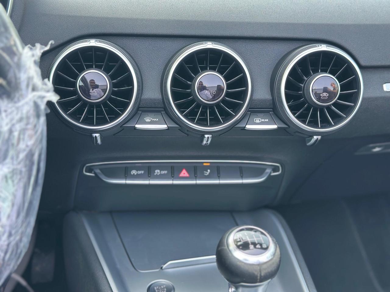 Audi TT Roadster 2.0 TDI 184CV ultra Design 2016