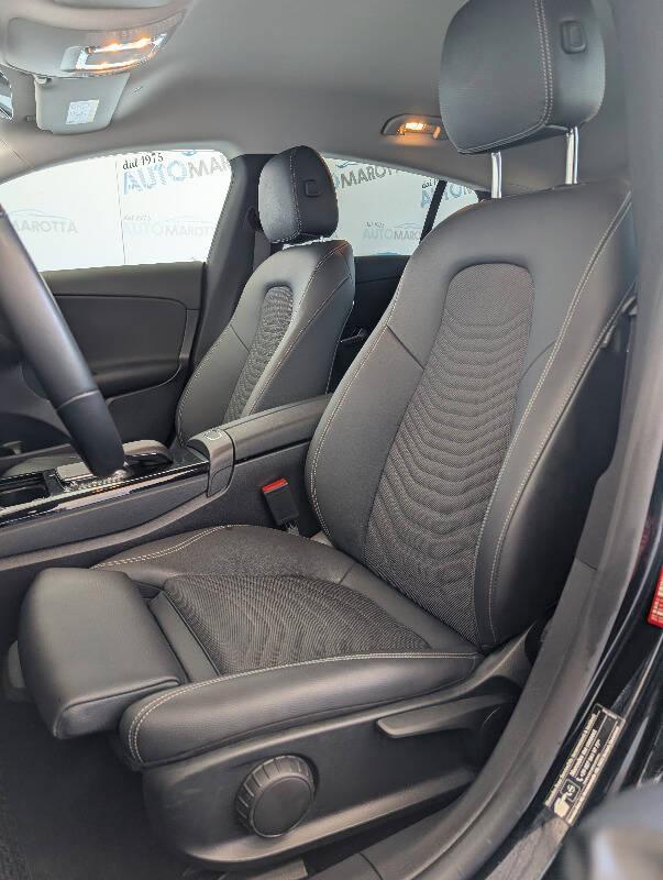 Mercedes CLA Shooting Brake 180 d Business Extra auto MOTORE MERCEDES!