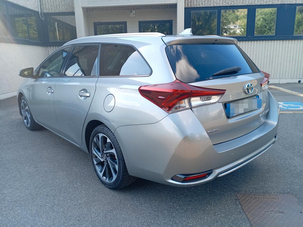Toyota Auris Touring Sports 1.8 Hybrid Cool