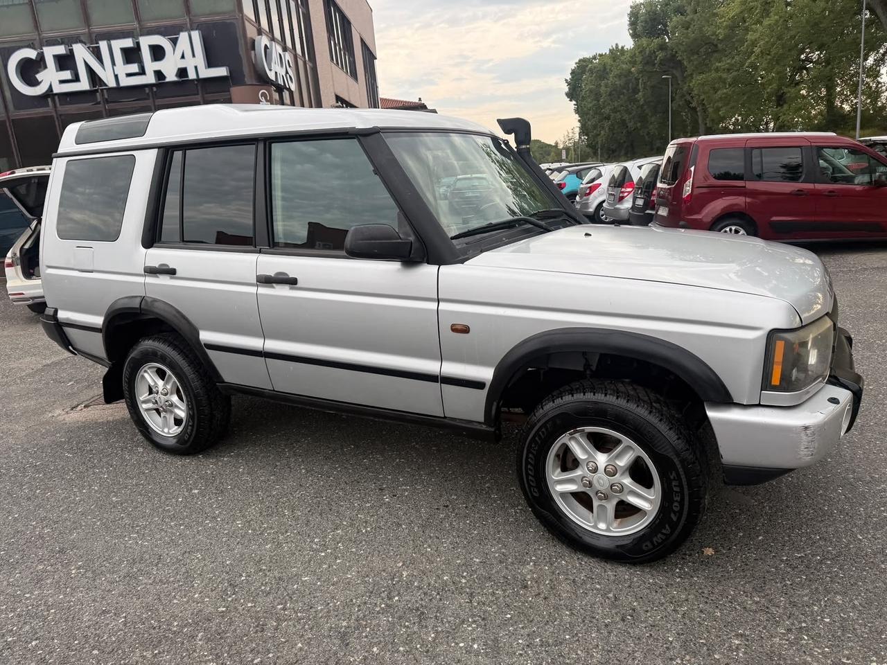 Land Rover Discovery 2.5 Td5 5 porte SE