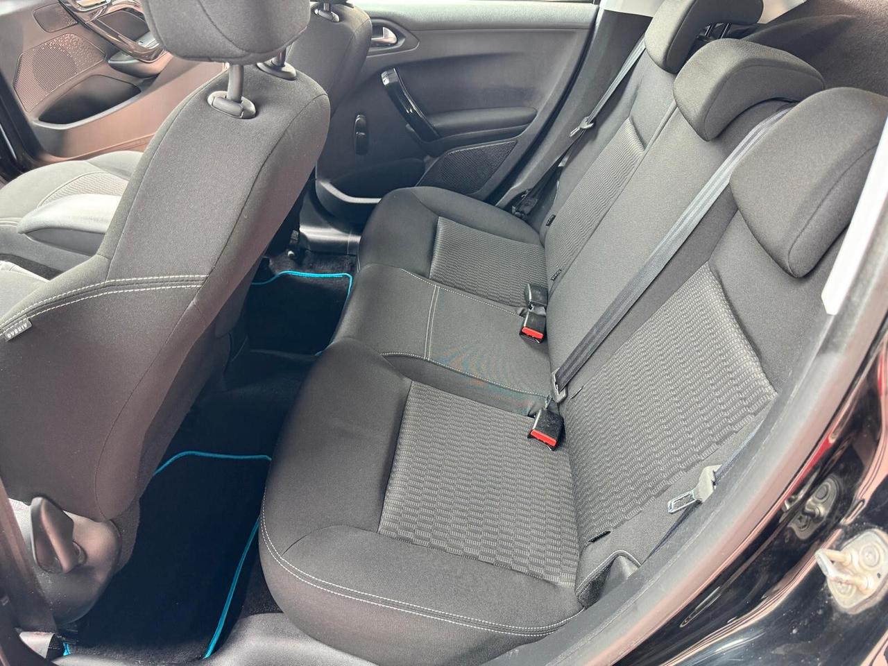 Peugeot 208 PureTech 82 5 porte Active