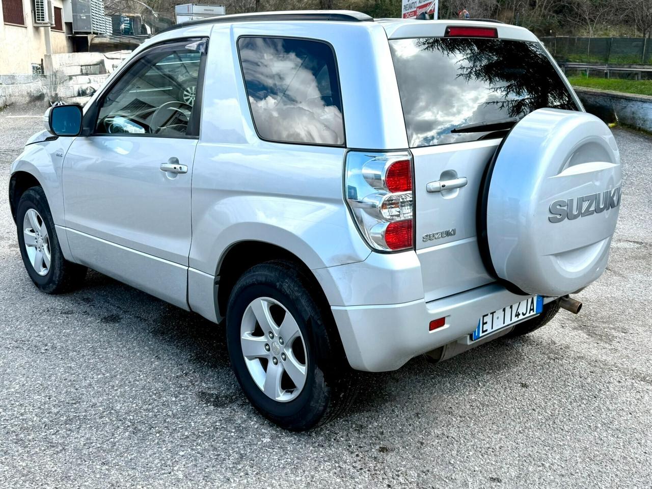 Suzuki Grand Vitara 1.9 DDiS 3p. Evolution Navi
