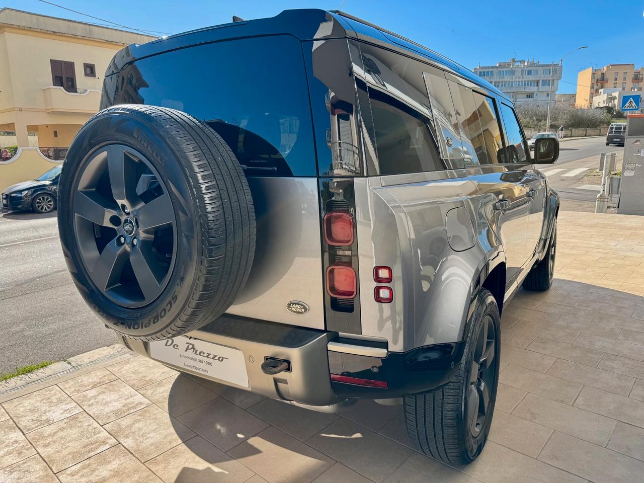 Land Rover Defender 110 3.0D I6 250 CV AWD Auto X-Dynamic HSE