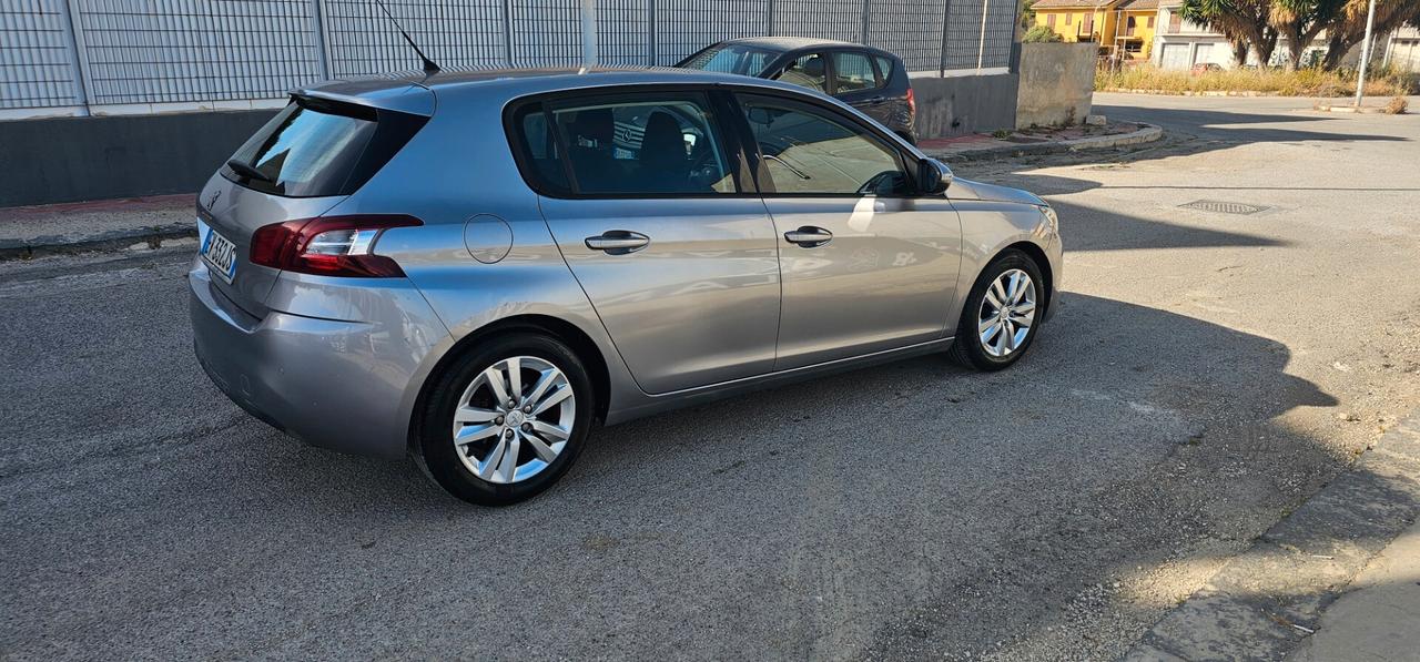 Peugeot 308 1.6 HDi 92 CV Business