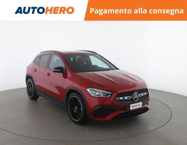 MERCEDES-BENZ GLA 200 d Automatic Premium