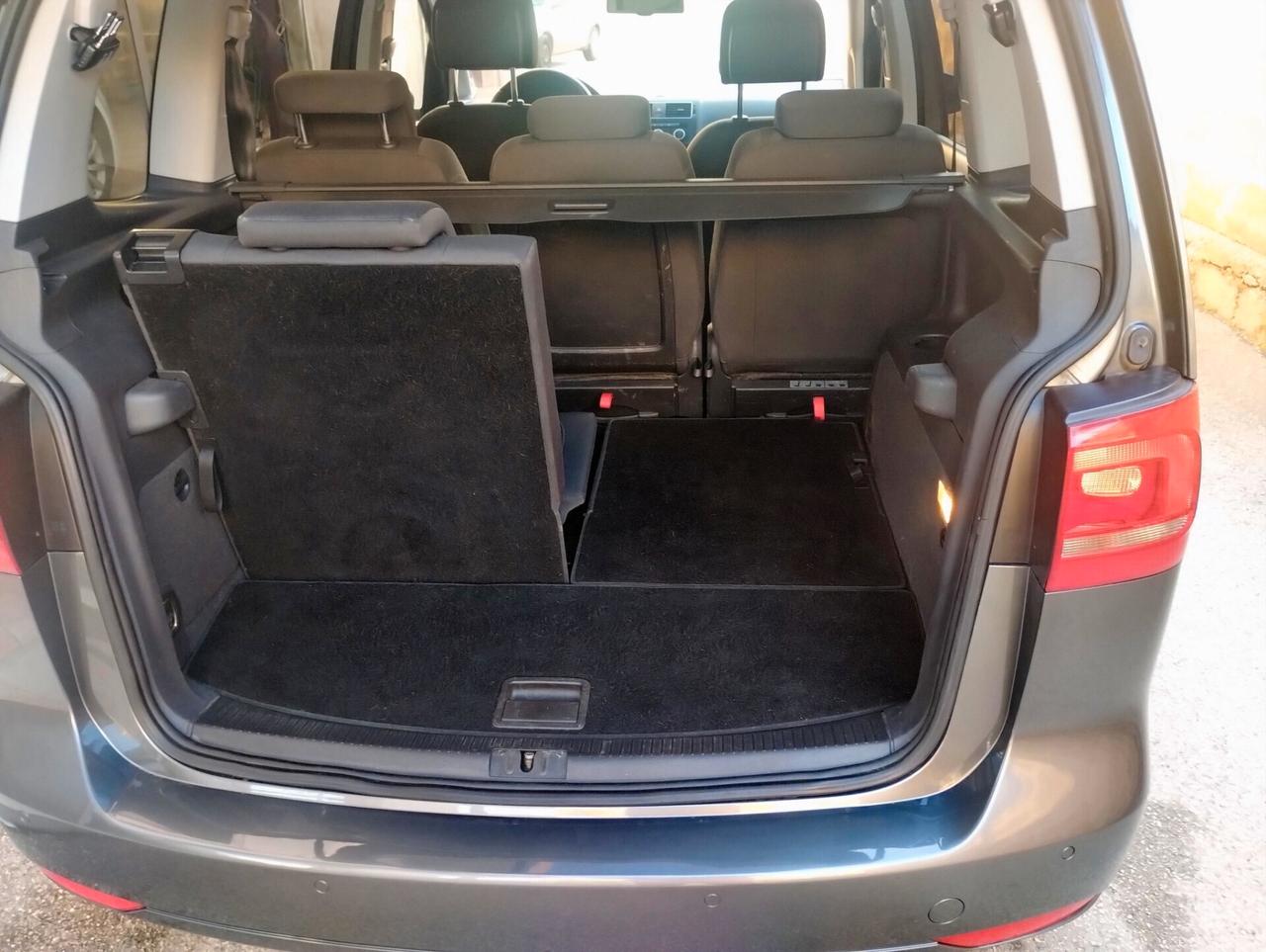 Volkswagen Touran Business 1.6 TDI DSG Comfortline