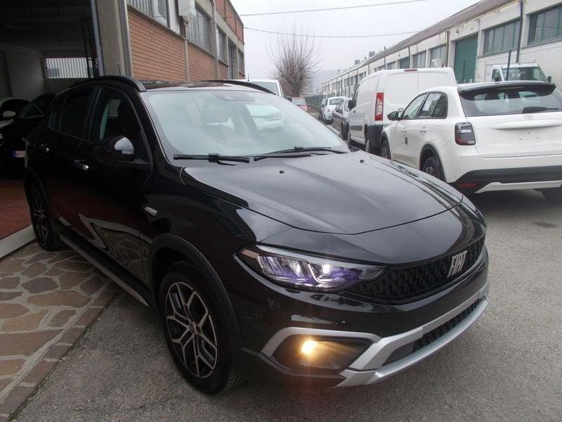 FIAT Tipo Cross 1.5 T4 130cv Hybrid DCT Cross 338.7575187 MASSARI MARCO KM. ZERO