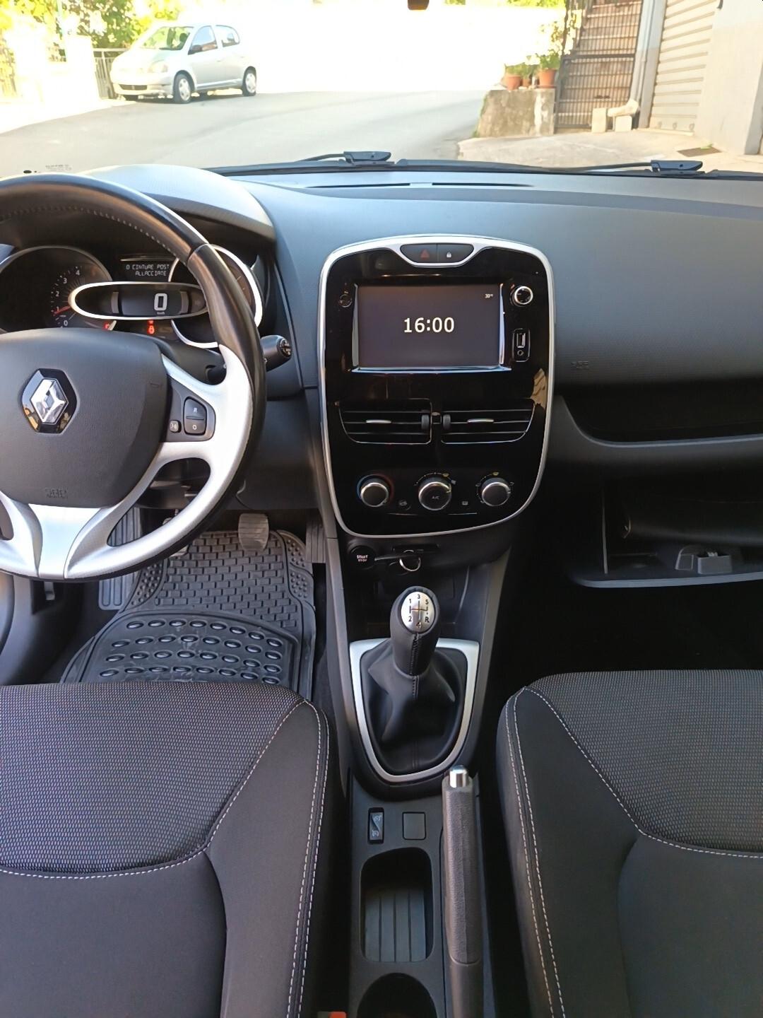 Renault Clio dCi 8V 75 CV Start&Stop 5 porte Energy Intens