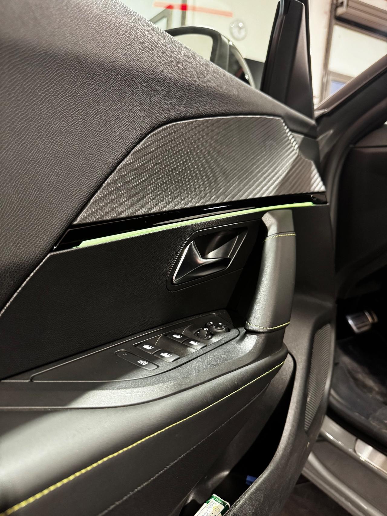 Peugeot 2008 BlueHDi 130 S&S EAT8 GT