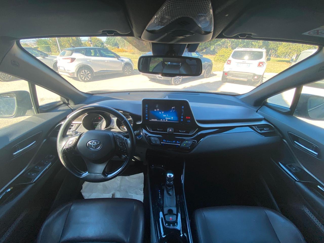 Toyota C-HR 1.8 Hybrid E-CVT Lounge