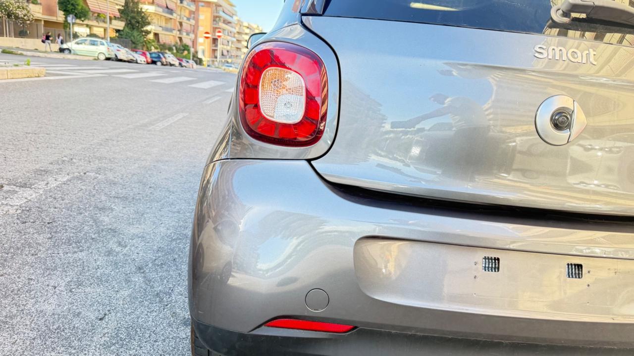 Smart ForFour 90 0.9 Turbo twinamic Prime LED NAVI PDC PELLE KAMERA PANORAMA CERCHI 15