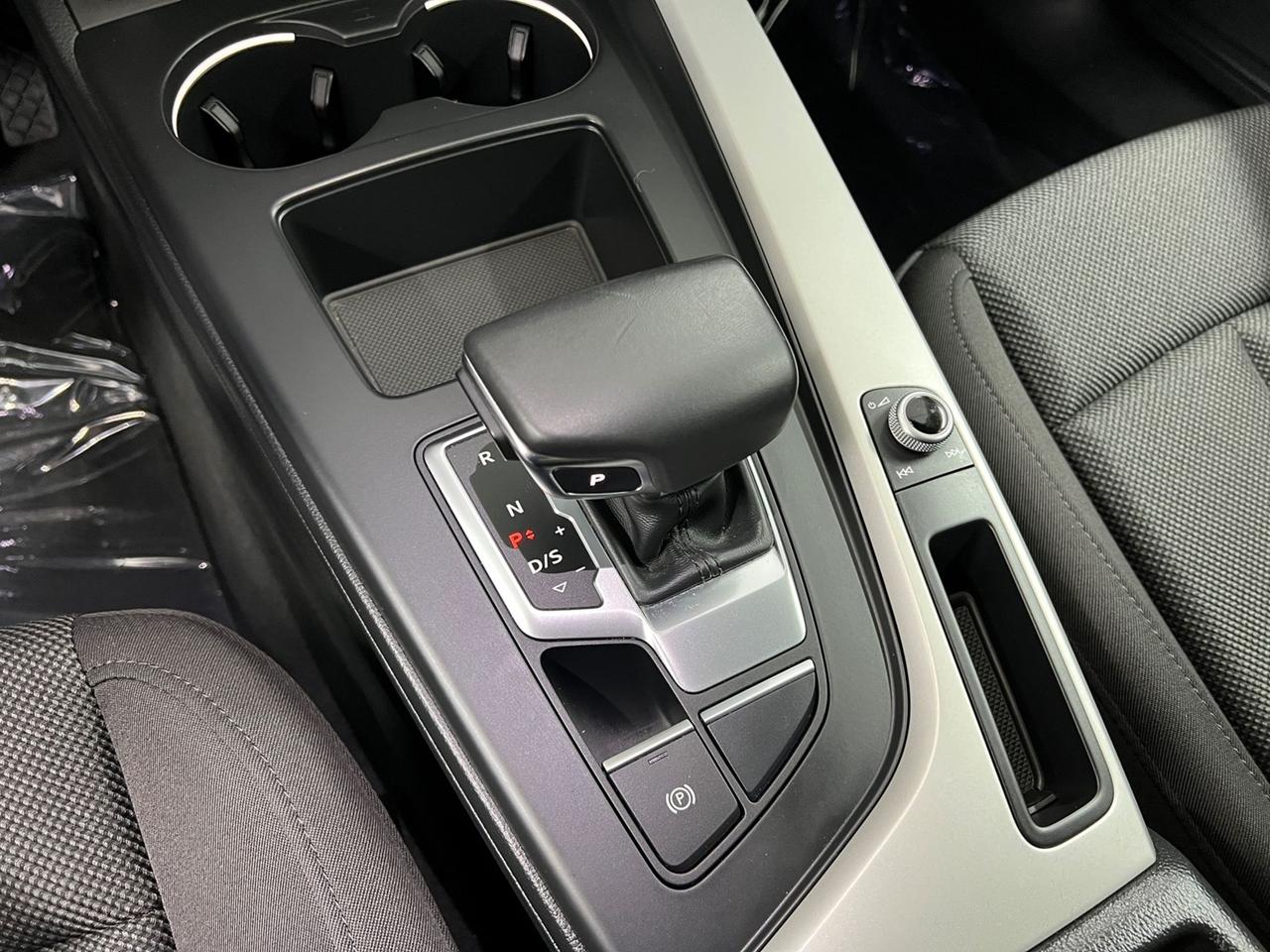 AUDI A4 V 2019 Allroad Quattro A4 Allroad 40 2.0 tdi mhev Business Evolution quattro 204cv s-tronic