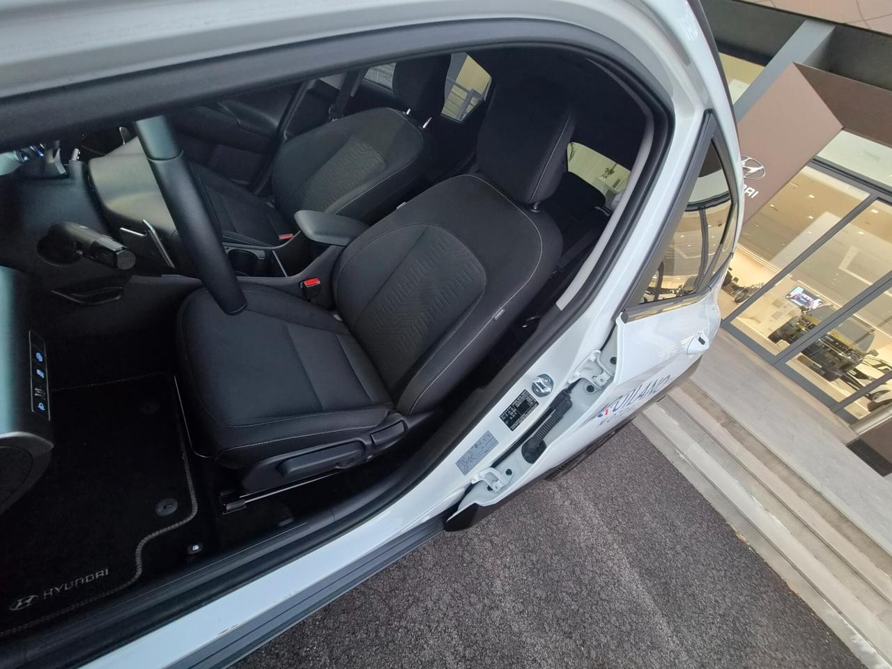 Hyundai Kona 1.6 HEV DCT Business