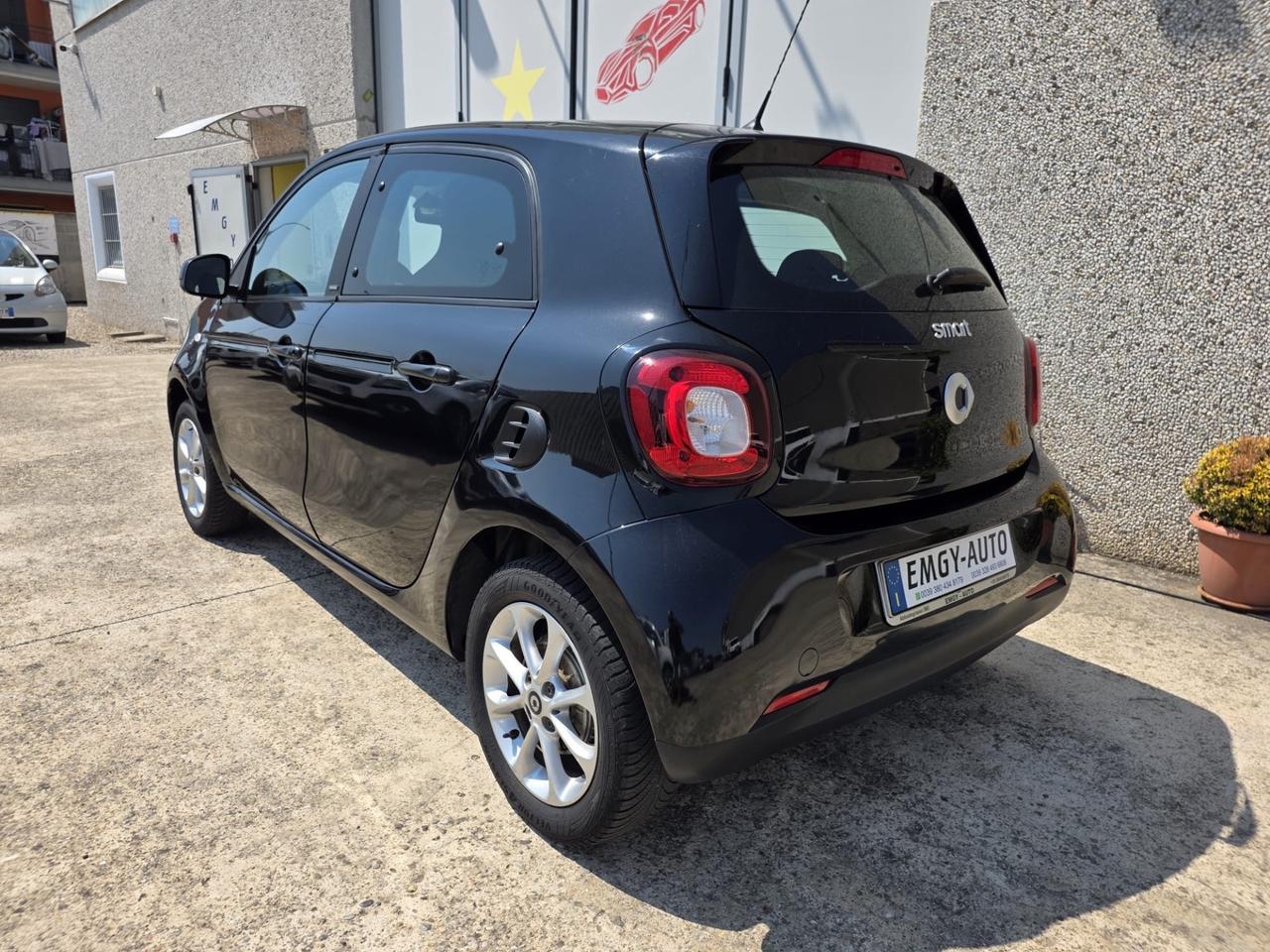 Smart ForFour 71CV,, 1.0b. AUTOMATICO solo 53.000km.