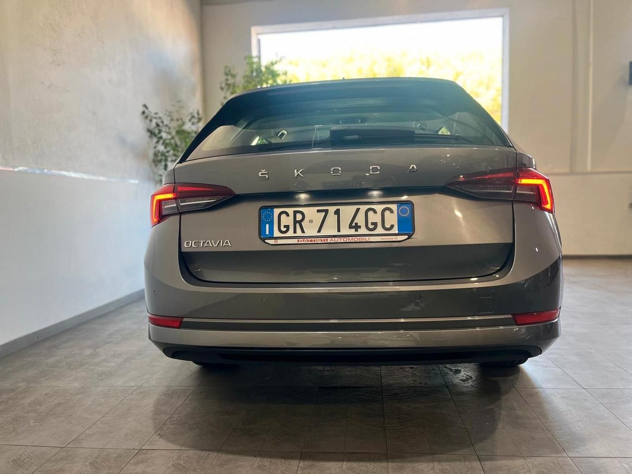 SKODA OCTAVIA 2.0 TDI DSG 10/2023 *81MILA KM*UNICOPRO*