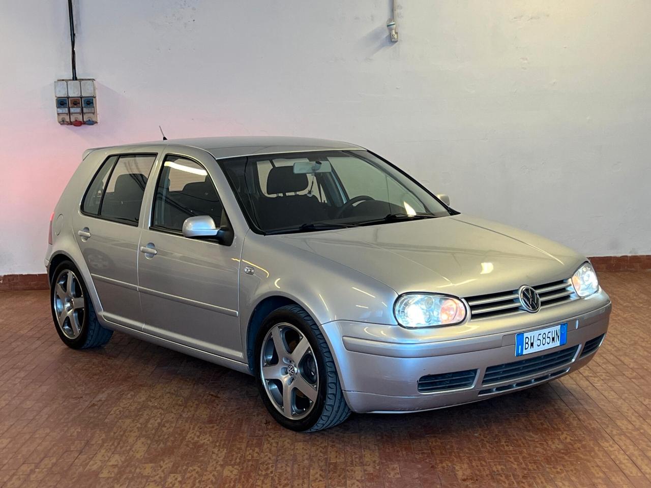 Volkswagen Golf GTI 1.8 turbo 20V 150cv