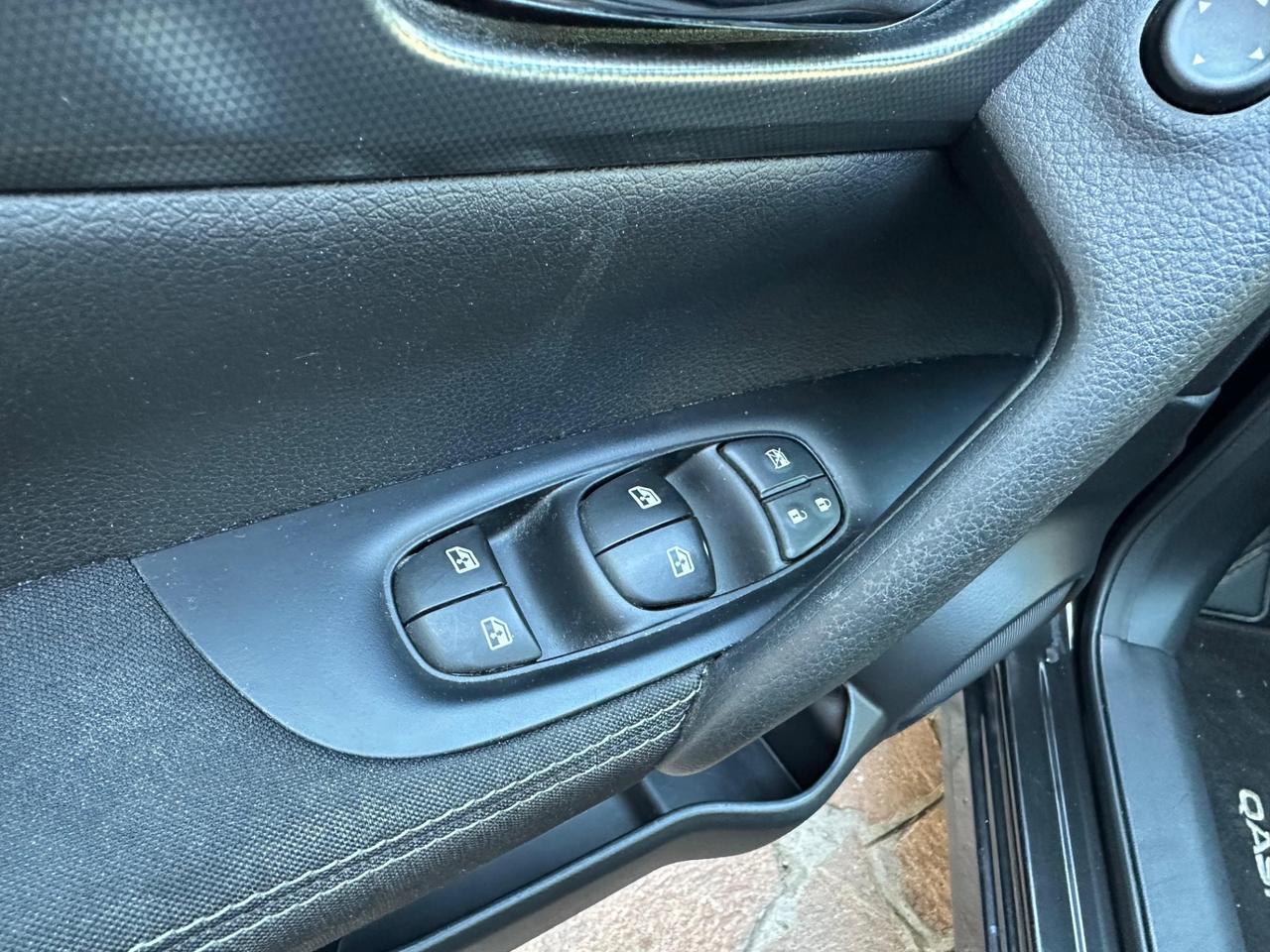 Nissan Qashqai 1.5 dCi N-Connecta