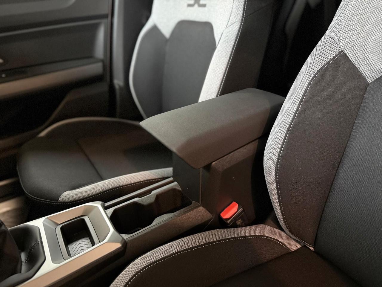 Dacia Duster Eco-G 120 CV Journey PRONTA CONSEGNA!!!