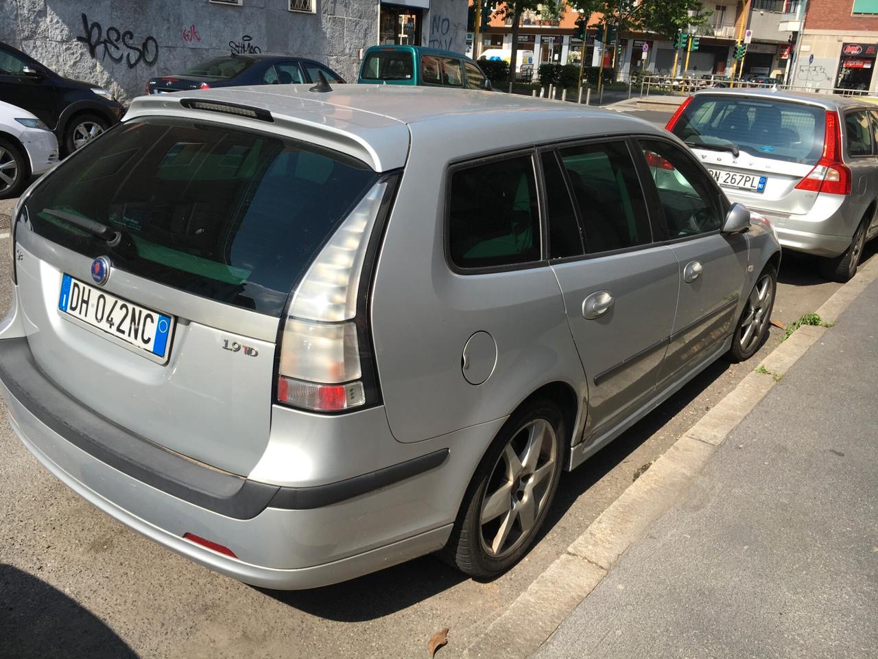 Saab 9-3 SportHatch 1.9 TiD 16V DPF Vector Sentronic