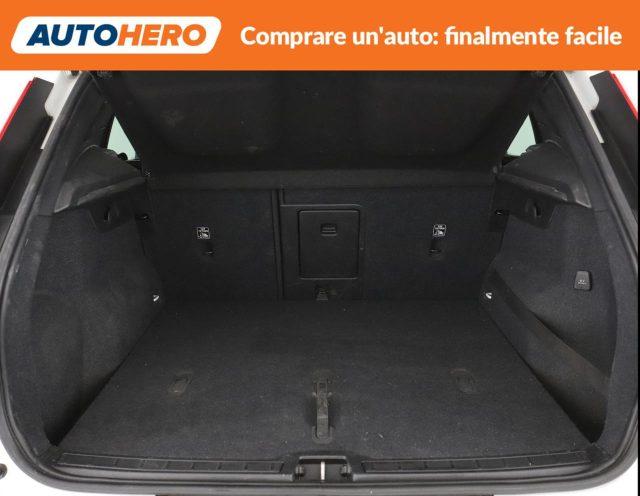 VOLVO XC40 D3 Geartronic Momentum