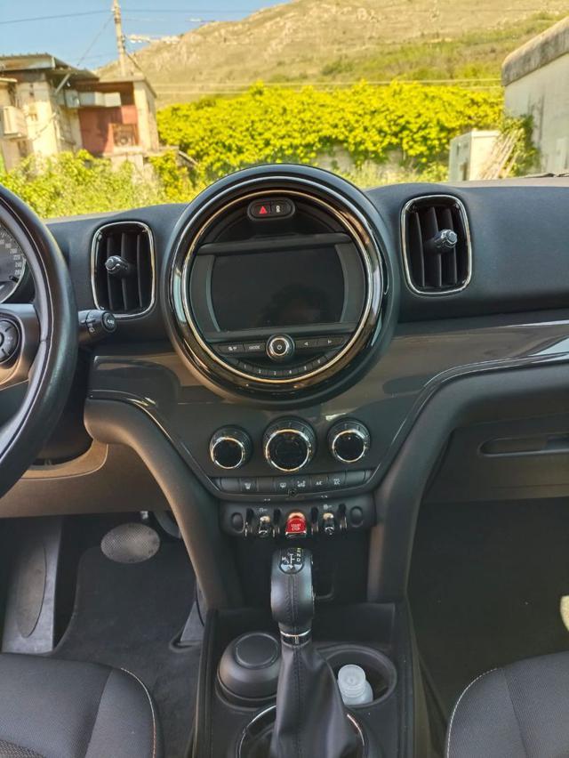 MINI Countryman 2.0 Cooper D Business Countryman Automatica