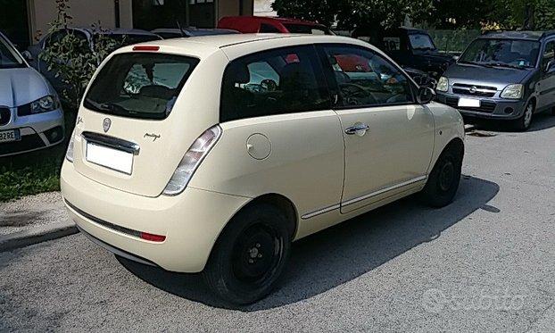 Lancia Ypsilon 1.3 MJT 90CV Oro