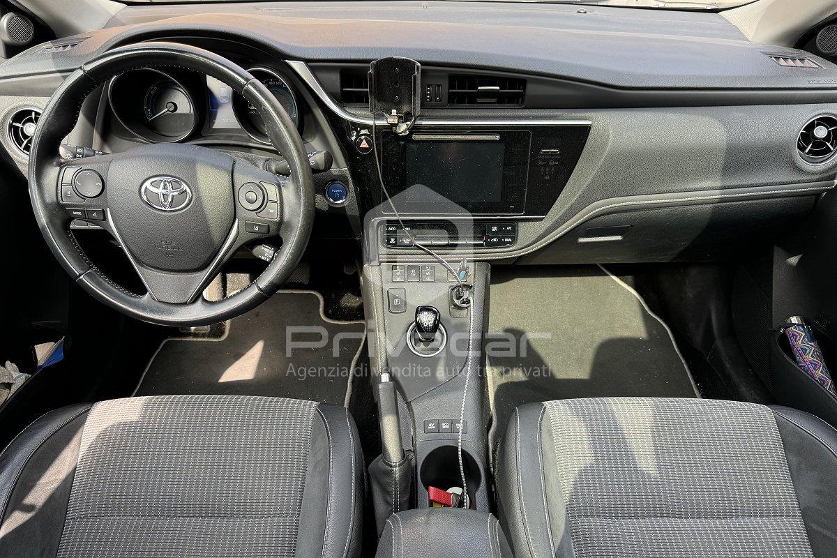 TOYOTA Auris Touring Sports 1.8 Hybrid Lounge