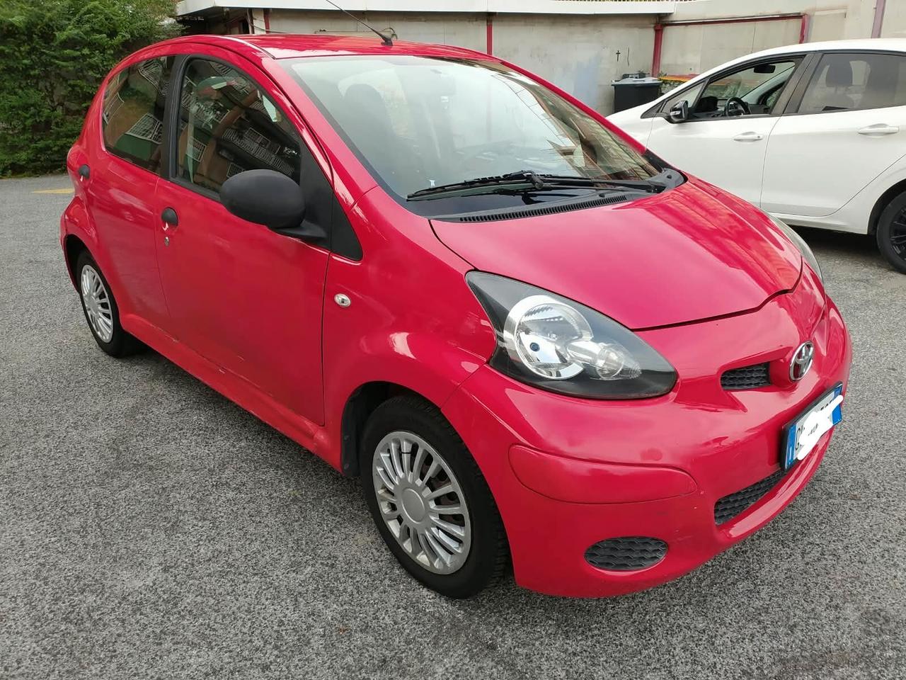 Toyota Aygo 1.0 E5 offerta del mese