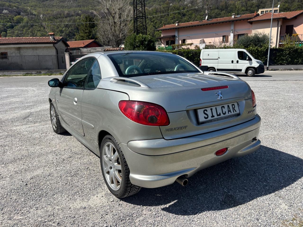 Peugeot 206 1.6 16V CC Enfant Terrible Roland Garros