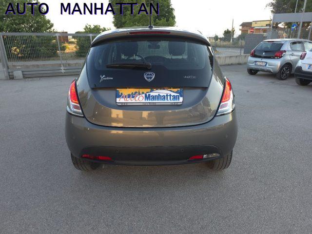 LANCIA Ypsilon 1.0 FireFly 5 porte Hybrid 22.000km