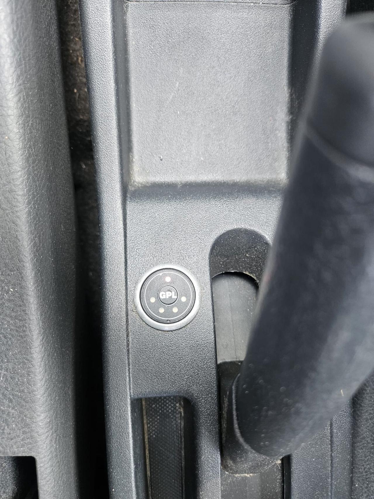 Subaru Justy 1.0 GPL NEOPATENTATI