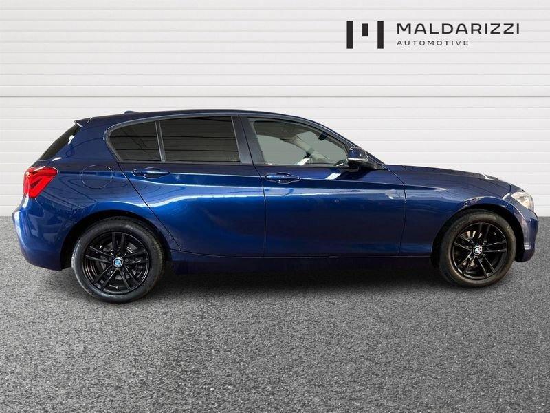 BMW Serie 1 F/20-21 2015 116d Sport 5p auto my18