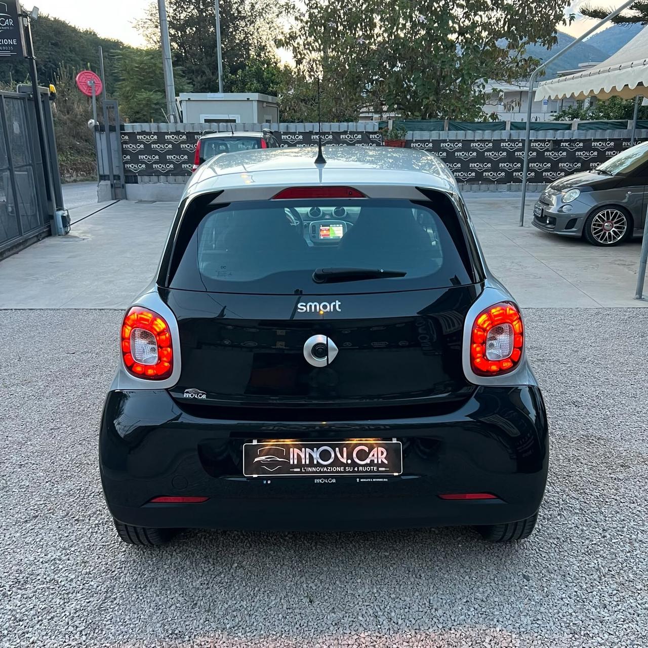Smart ForFour 1.0 71CV TWINAMIC CAMERA PASSION LED NAVI