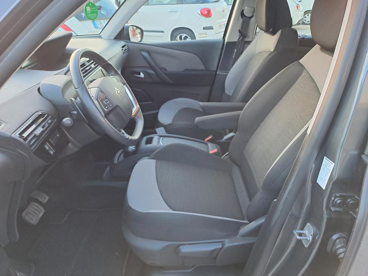 Citroen C4 1.6 e-HDi 115 automatico