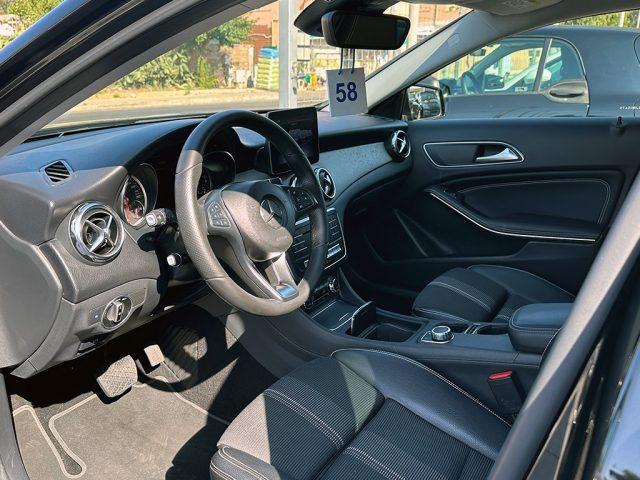 MERCEDES-BENZ GLA 200 d Automatic Sport