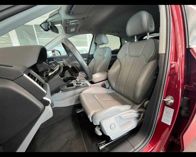 AUDI Q5 SPB 40 TDI quattro S tronic Business Advanced